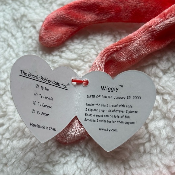 Ty Beanie Babies Red “Wiggly” Octopus Stuffed Animal. Collectors item - Picture 2 of 8